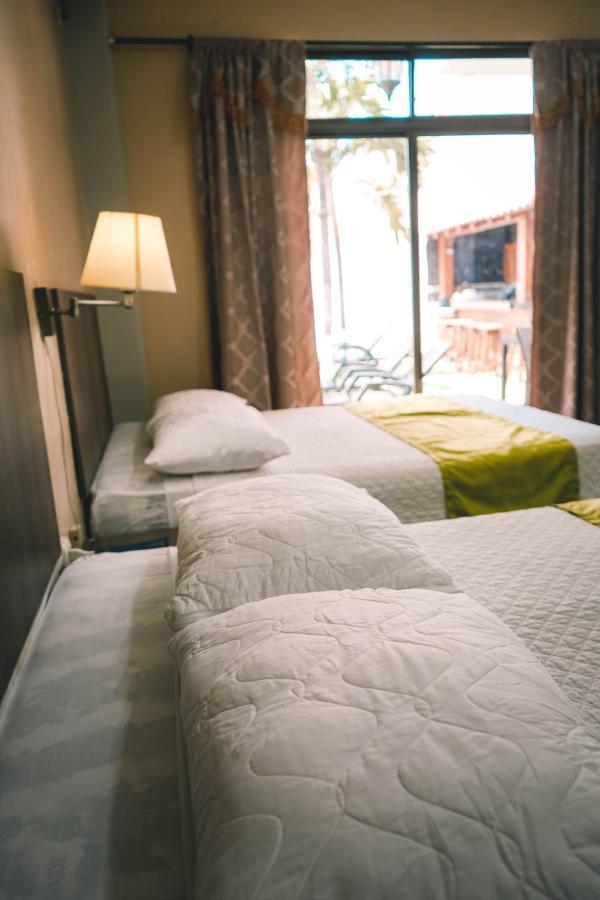 Hotel Manta Beach Madrigal Zewnętrze zdjęcie
