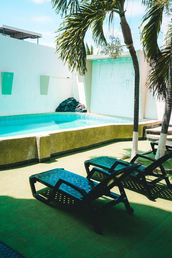 Hotel Manta Beach Madrigal Zewnętrze zdjęcie