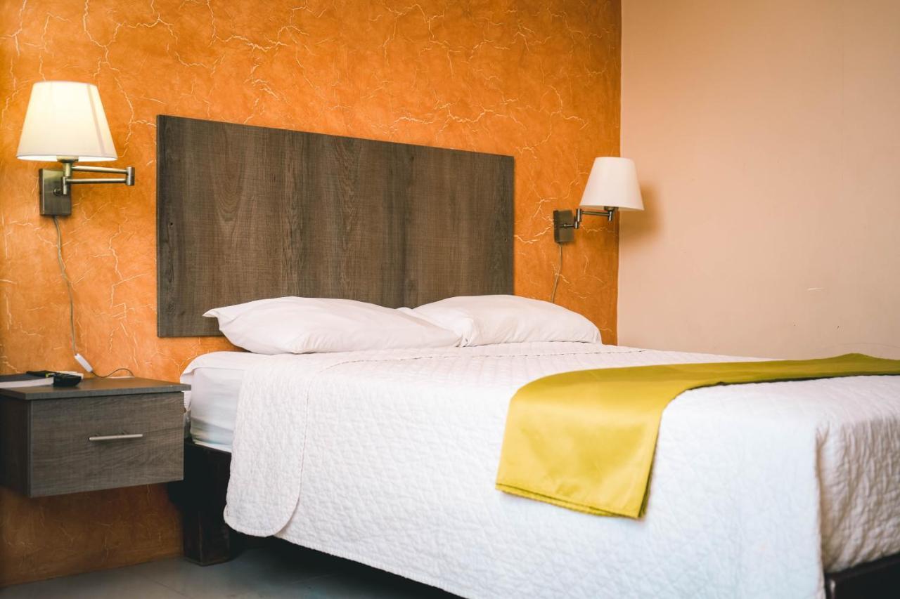 Hotel Manta Beach Madrigal Zewnętrze zdjęcie