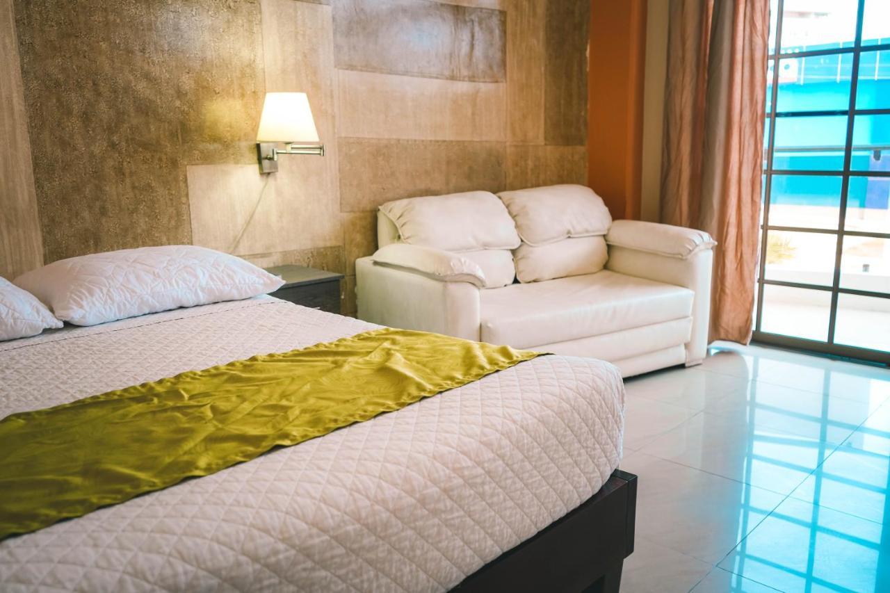 Hotel Manta Beach Madrigal Zewnętrze zdjęcie