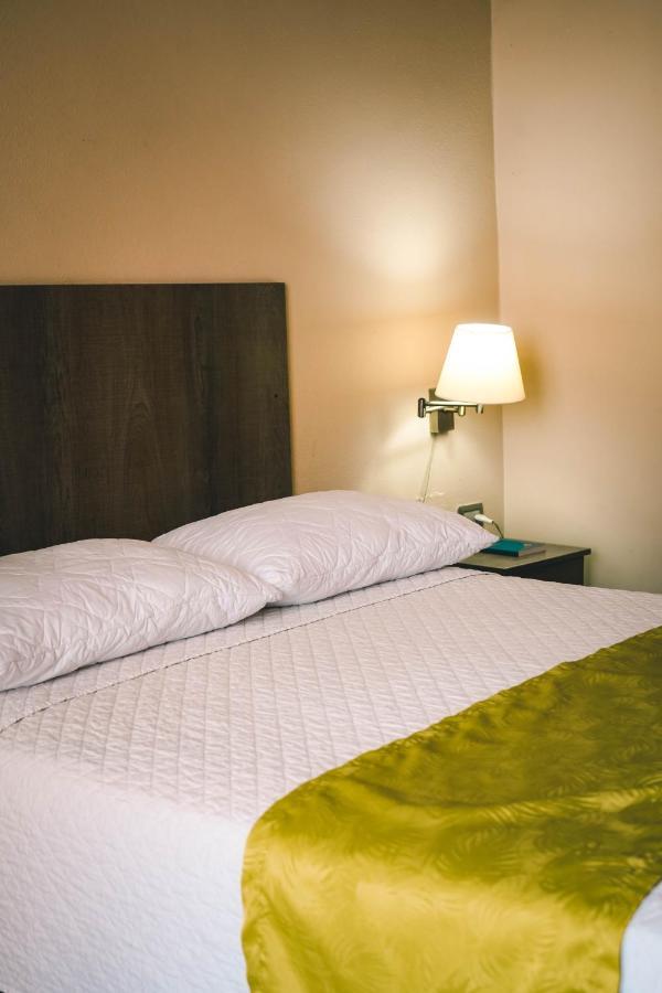 Hotel Manta Beach Madrigal Zewnętrze zdjęcie