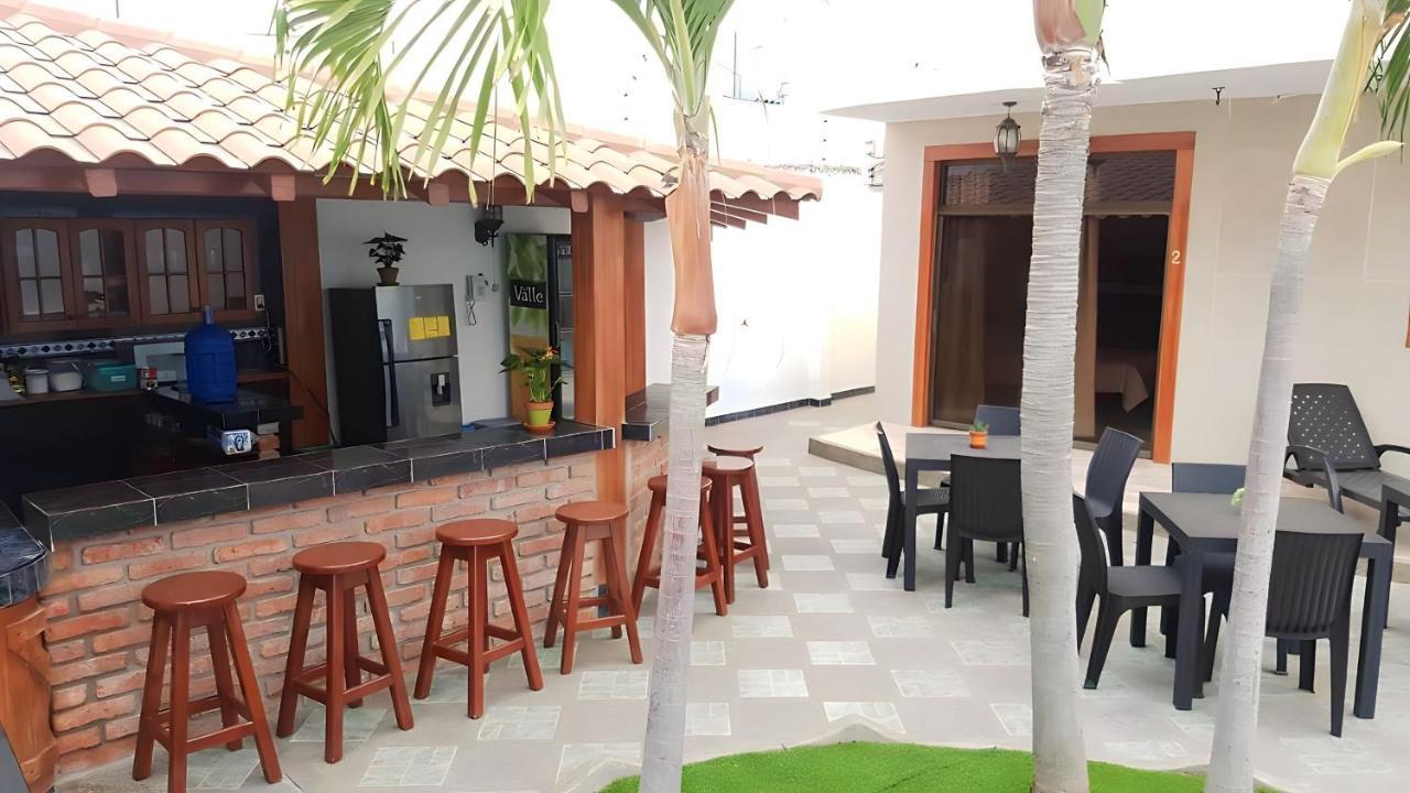 Hotel Manta Beach Madrigal Zewnętrze zdjęcie