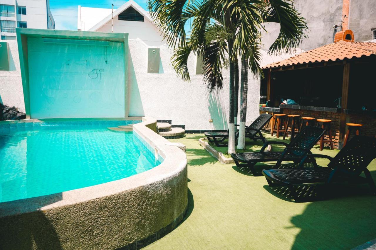 Hotel Manta Beach Madrigal Zewnętrze zdjęcie