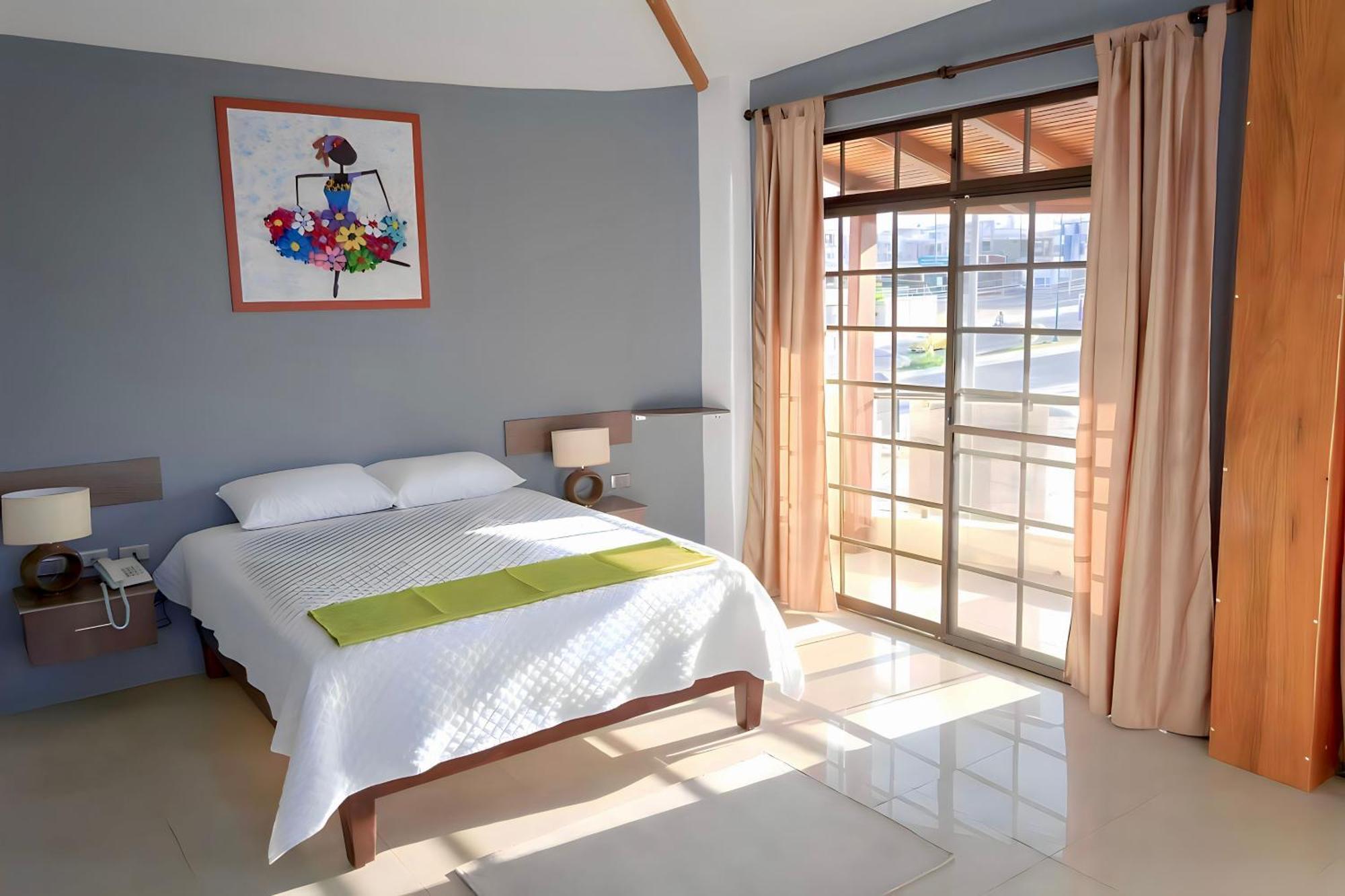 Hotel Manta Beach Madrigal Zewnętrze zdjęcie